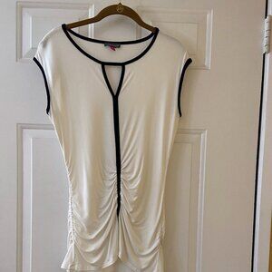 Vince Camuto Womens Keyhole-Neck Short Sleeve Top, Size Small
